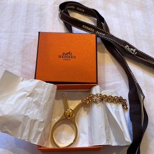 Hermès gold Filou glove clip